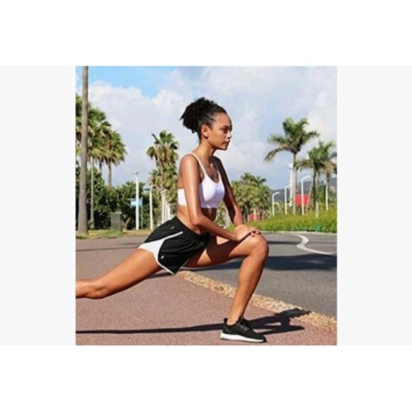 Santiny Running Shorts For Women Size Large Lightweight Zip Pocket Quick Dry  B9 - Picture 6 of 12